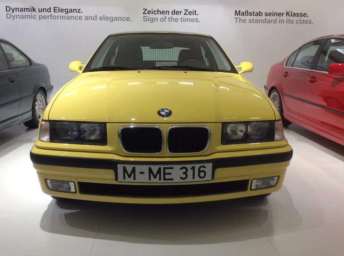 100 anni BMW, in viaggio tra i modelli più leggendari di sempre [Video] (4)