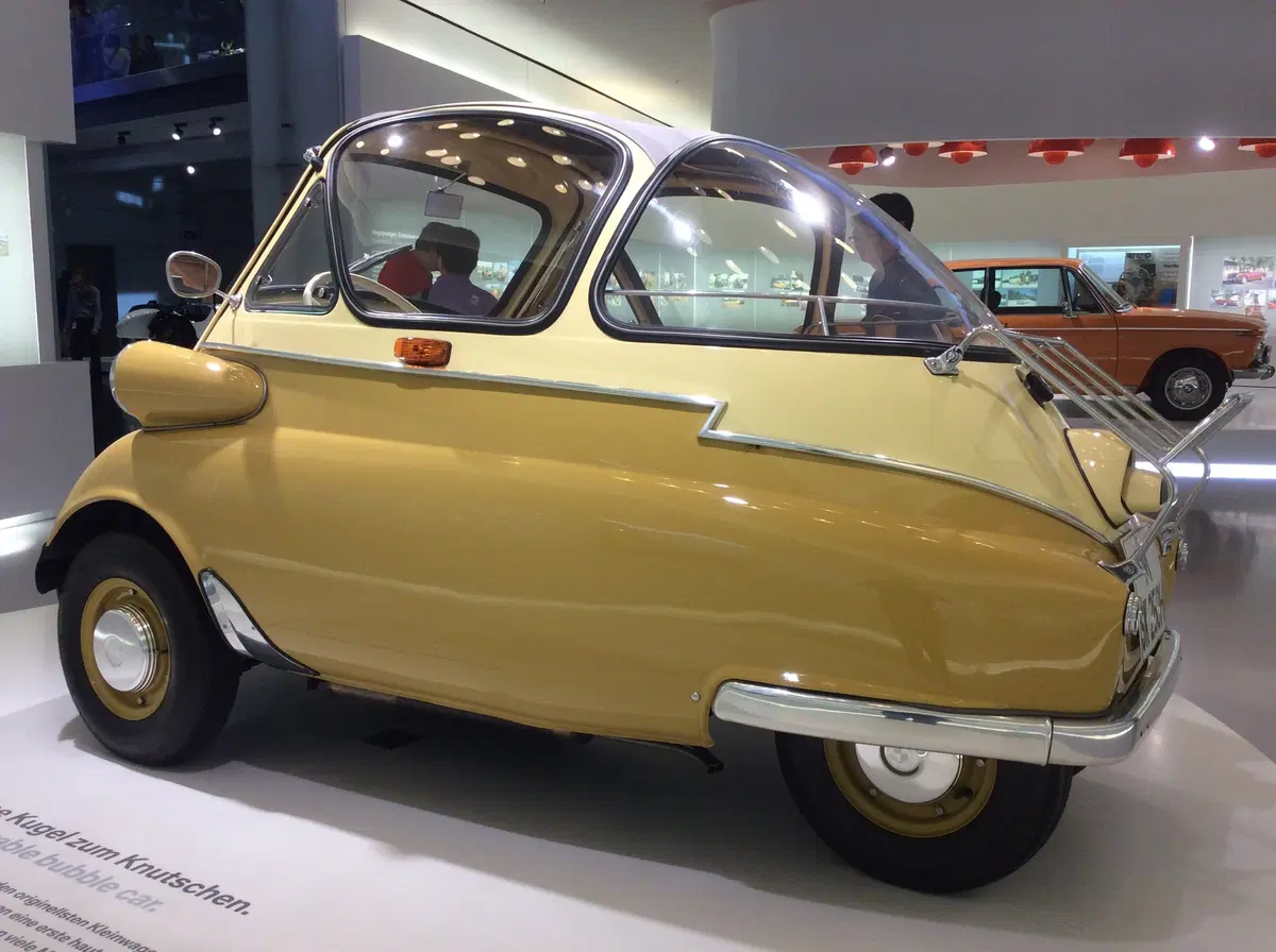 100 anni BMW, in viaggio tra i modelli più leggendari di sempre [Video] (44)