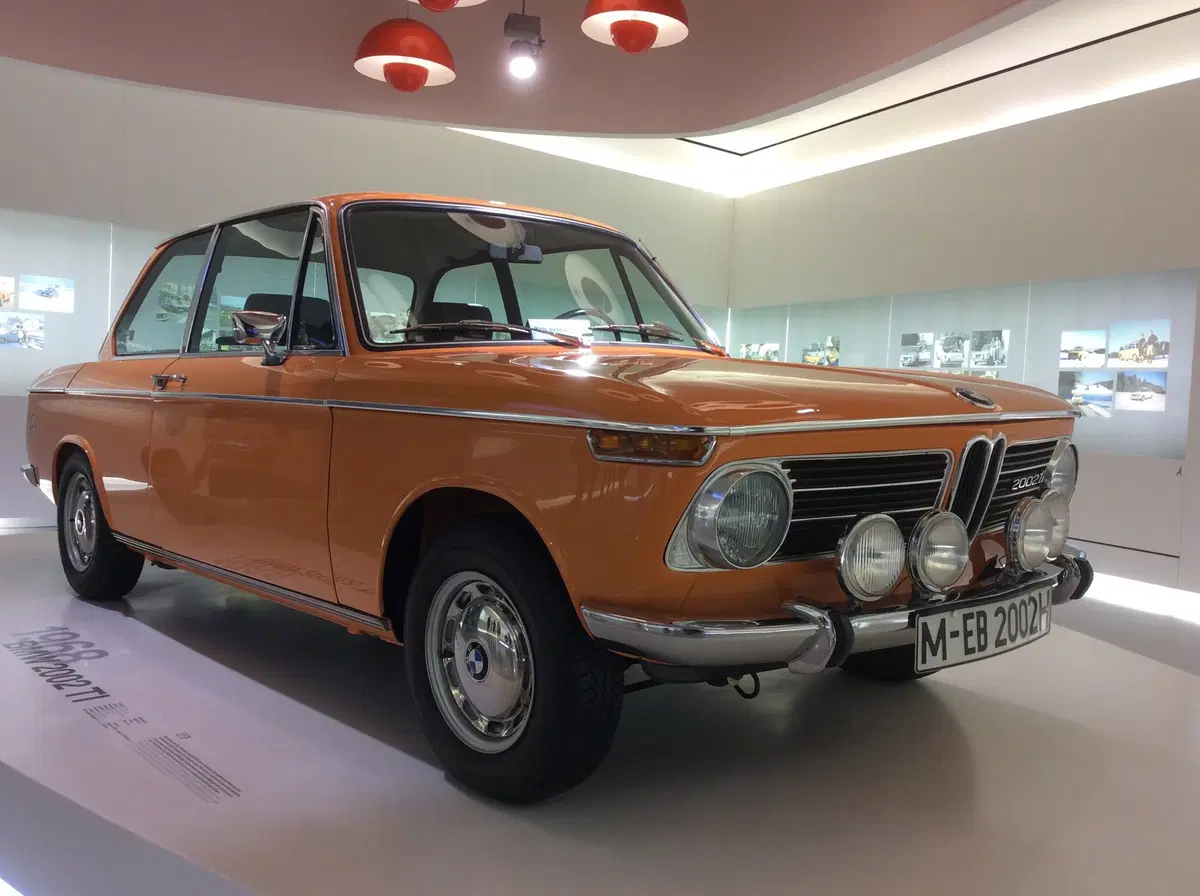 100 anni BMW, in viaggio tra i modelli più leggendari di sempre [Video] (49)