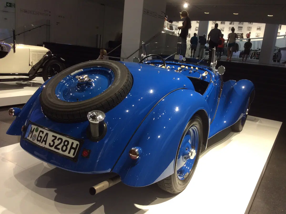 100 anni BMW, in viaggio tra i modelli più leggendari di sempre [Video] (51)