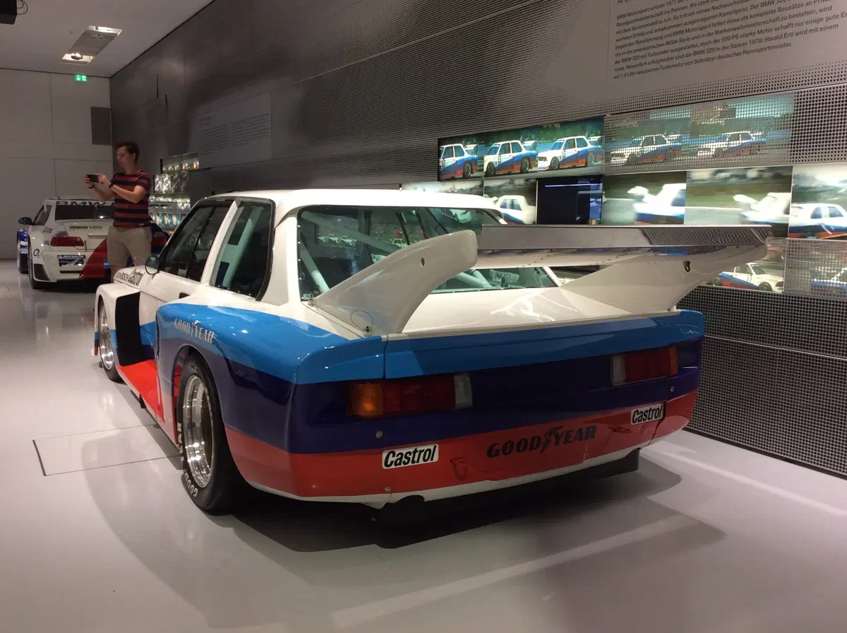 100 anni BMW, in viaggio tra i modelli più leggendari di sempre [Video] (60)