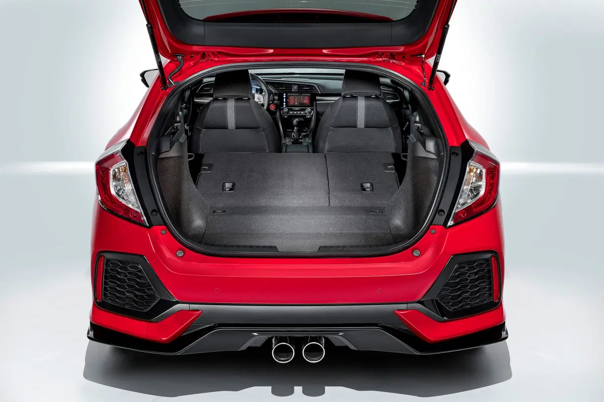 Honda Civic, la decima generazione al debutto al Salone di Parigi 2016 (2)