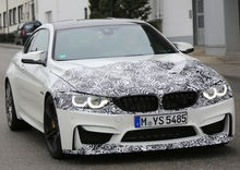 BMW M4 facelift: le foto spia della coupé dell'Elica