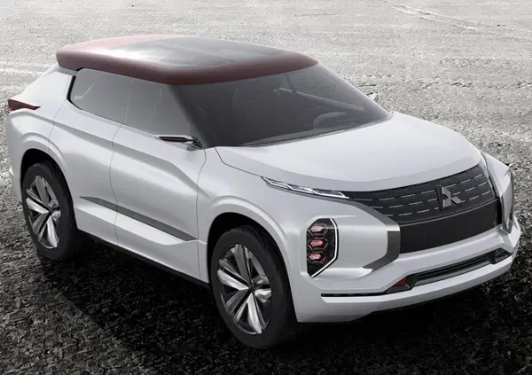 Mitsubishi al Salone di Parigi 2016