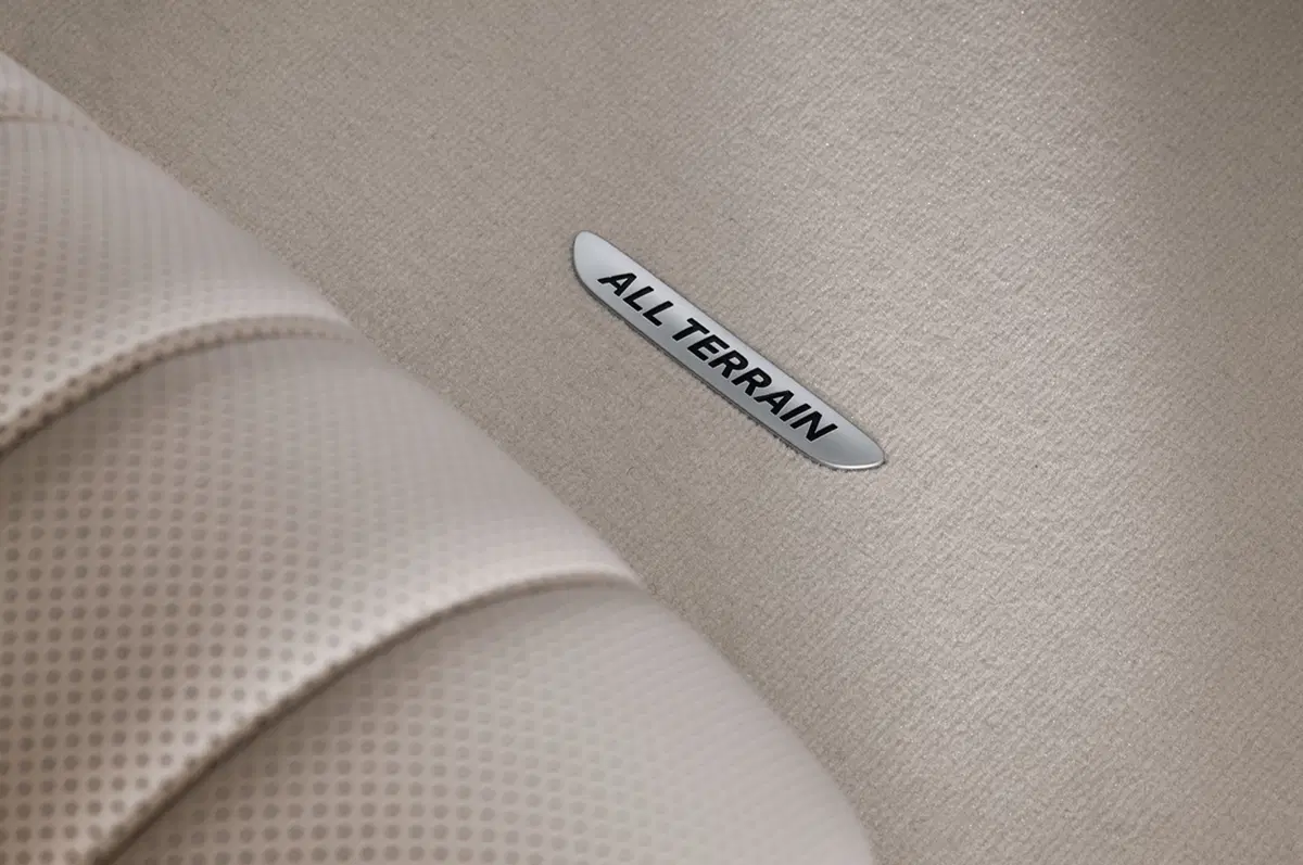 Nuova Mercedes Classe E All-Terrain: in arrivo a Parigi (8)