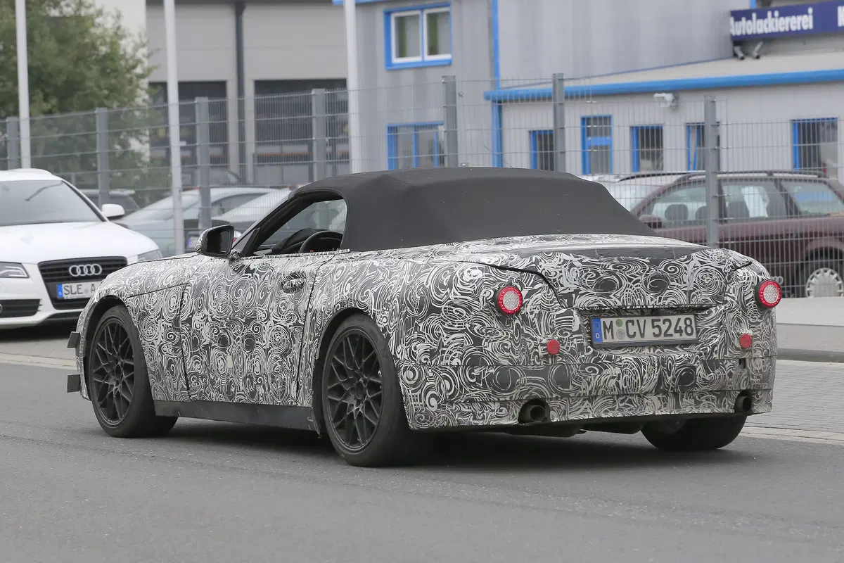 Nuova BMW Z5: ancora foto spia, questa volta al Ring (3)
