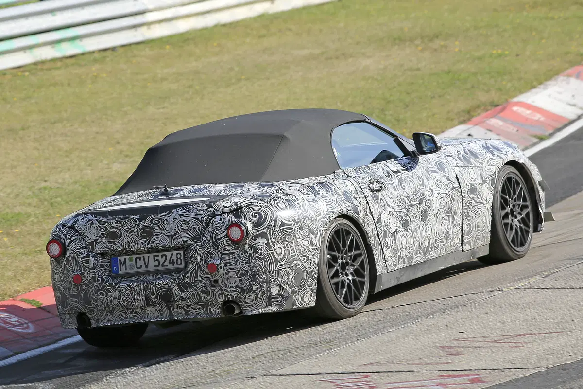 Nuova BMW Z5: ancora foto spia, questa volta al Ring (6)