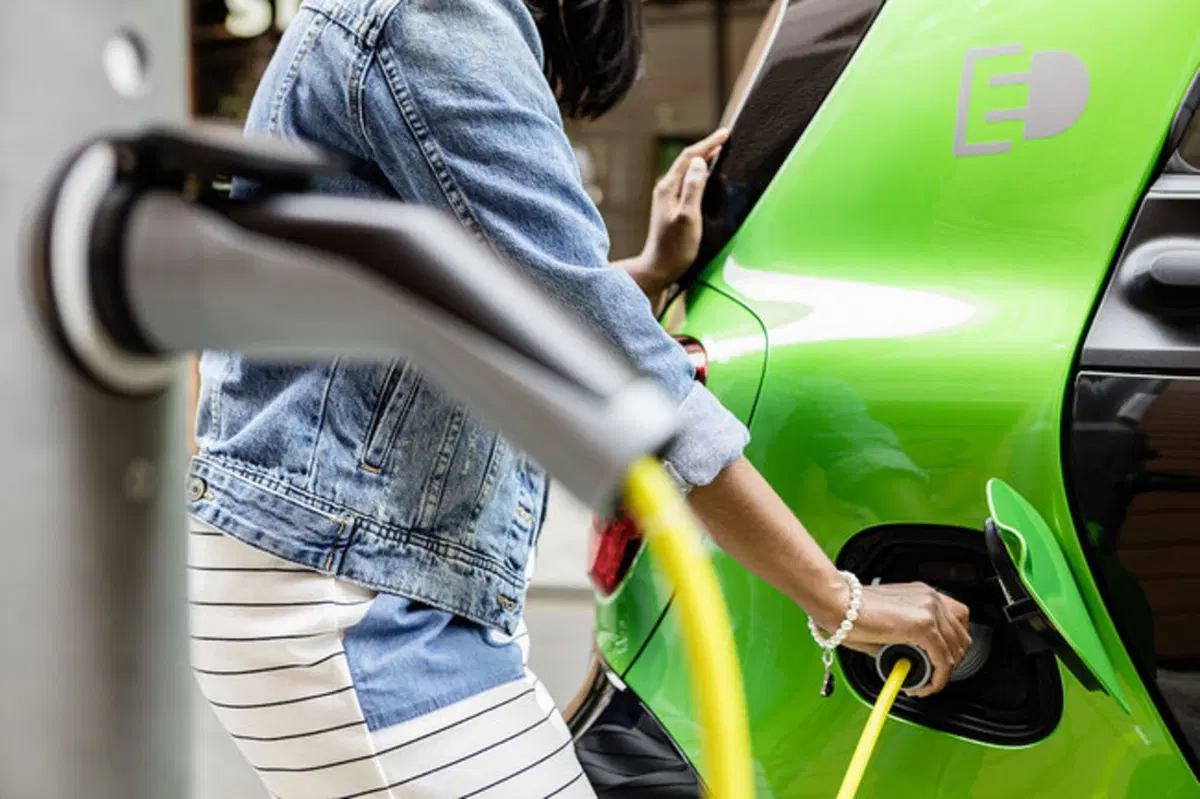 smart: a Parigi arriva l'intera gamma elettrica (4)