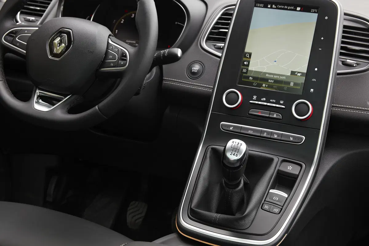 Nuova Renault Scenic (Hybrid Assist) 2017 [Video primo test] (50)