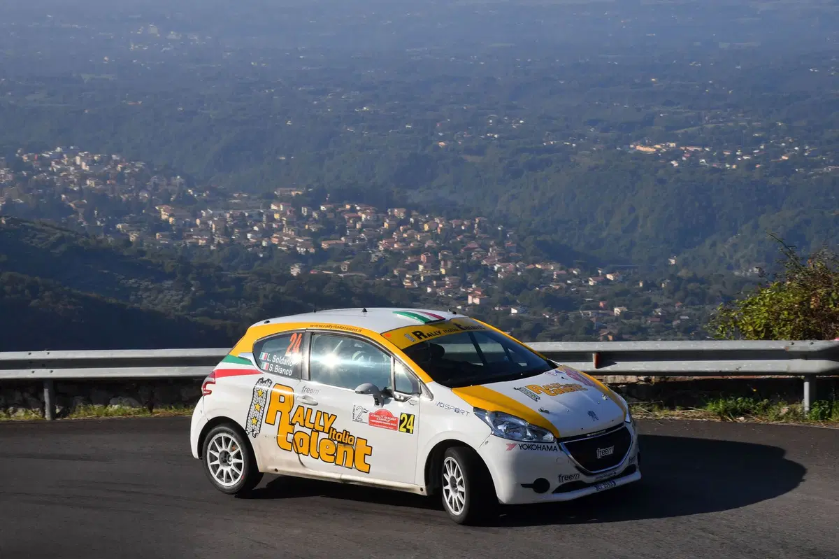 CIR 2016. Roma Capitale. Andreucci (+Andreussi, +Peugeot): 1 a 0, palla al centro (17)
