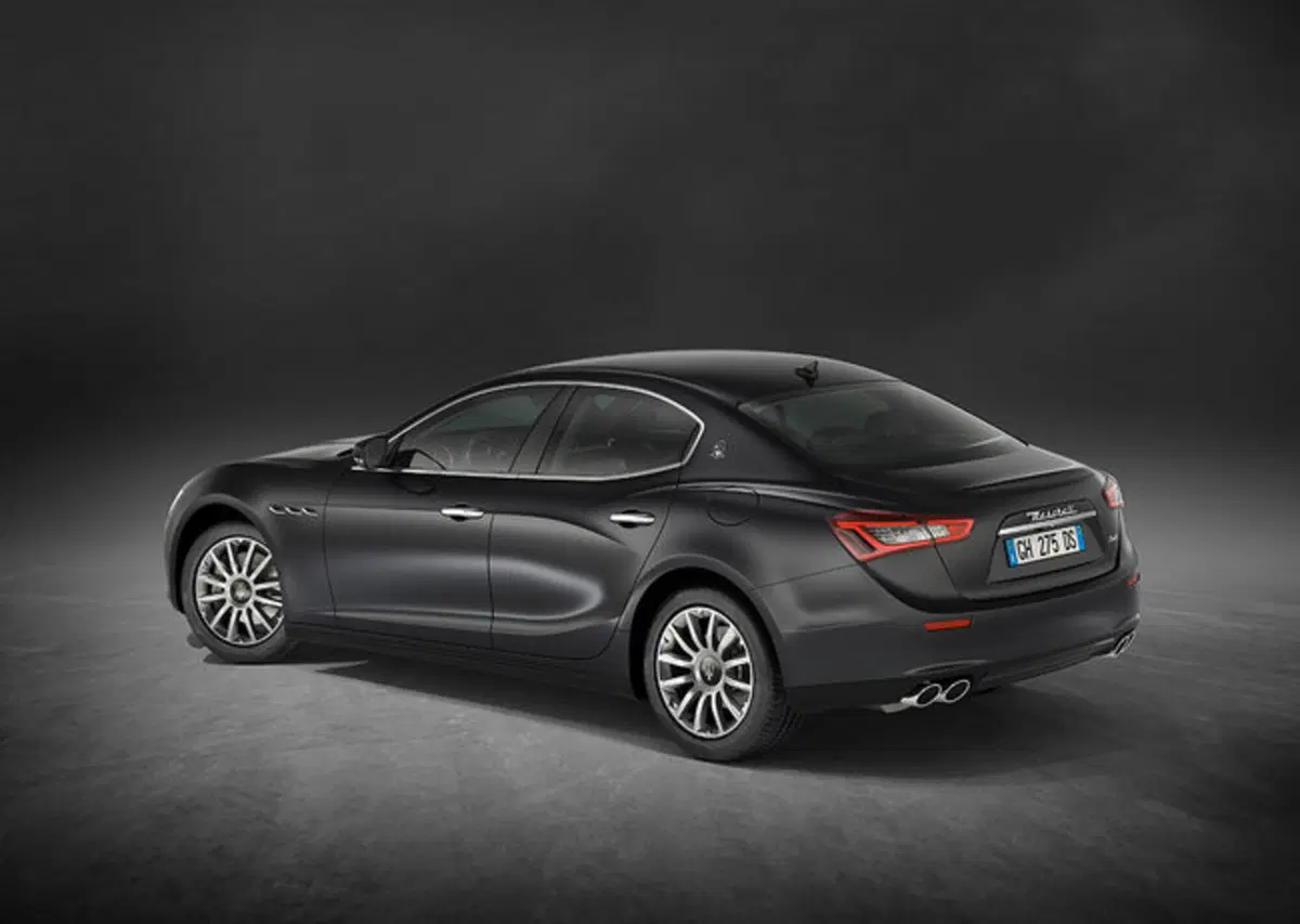 Maserati Ghibli 2017: arriverà a Parigi (2)