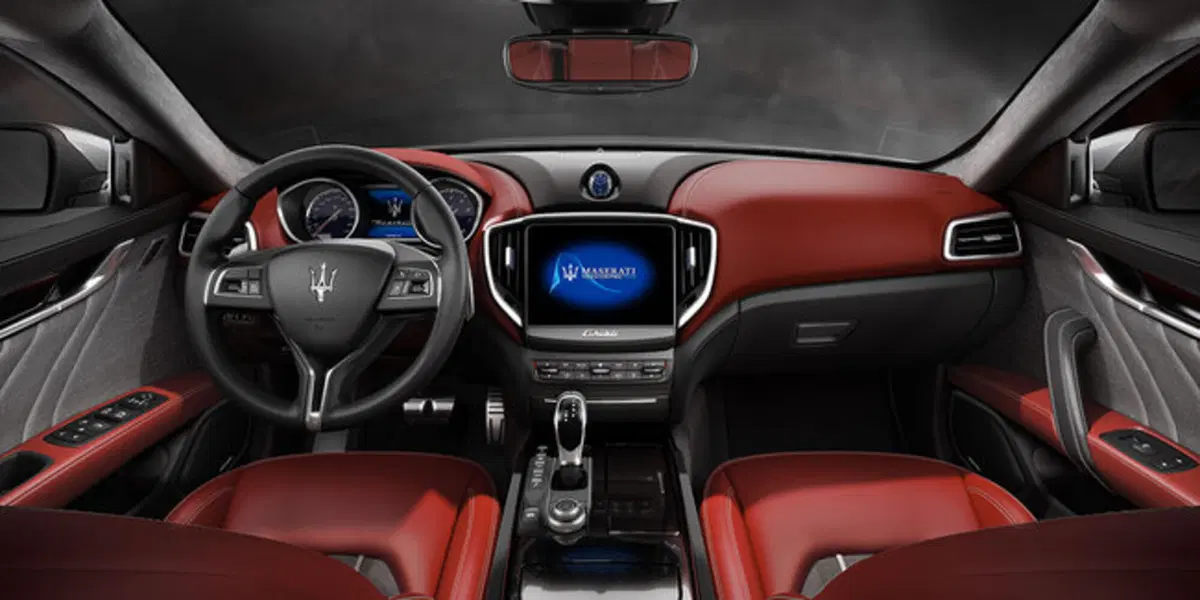 Maserati Ghibli 2017: arriverà a Parigi (9)