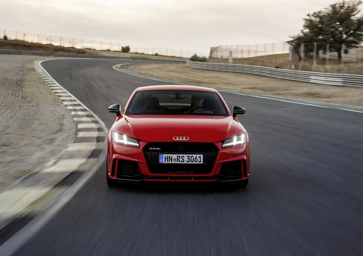 Audi TT RS [Video primo test] (7)