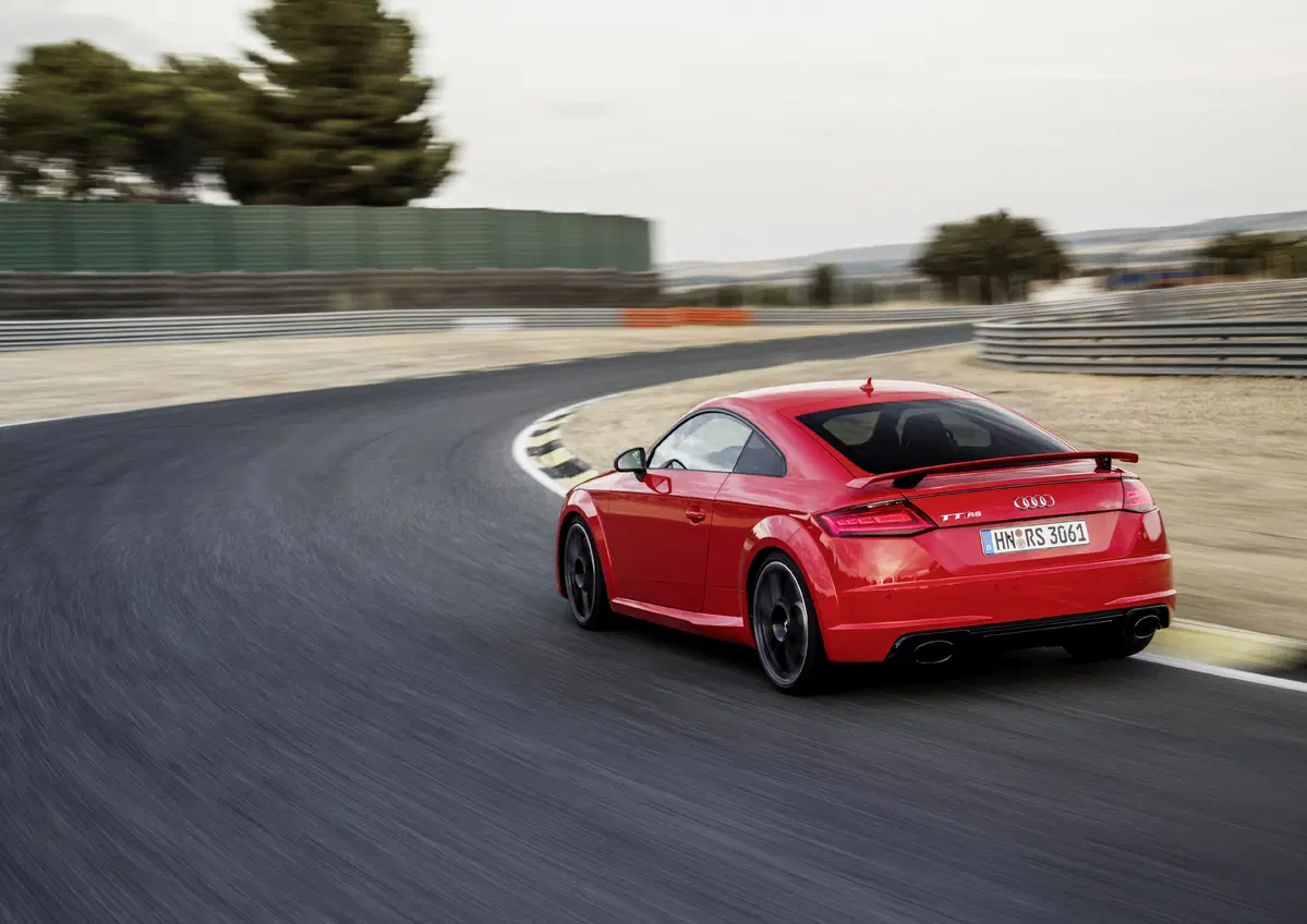 Audi TT RS [Video primo test] (9)