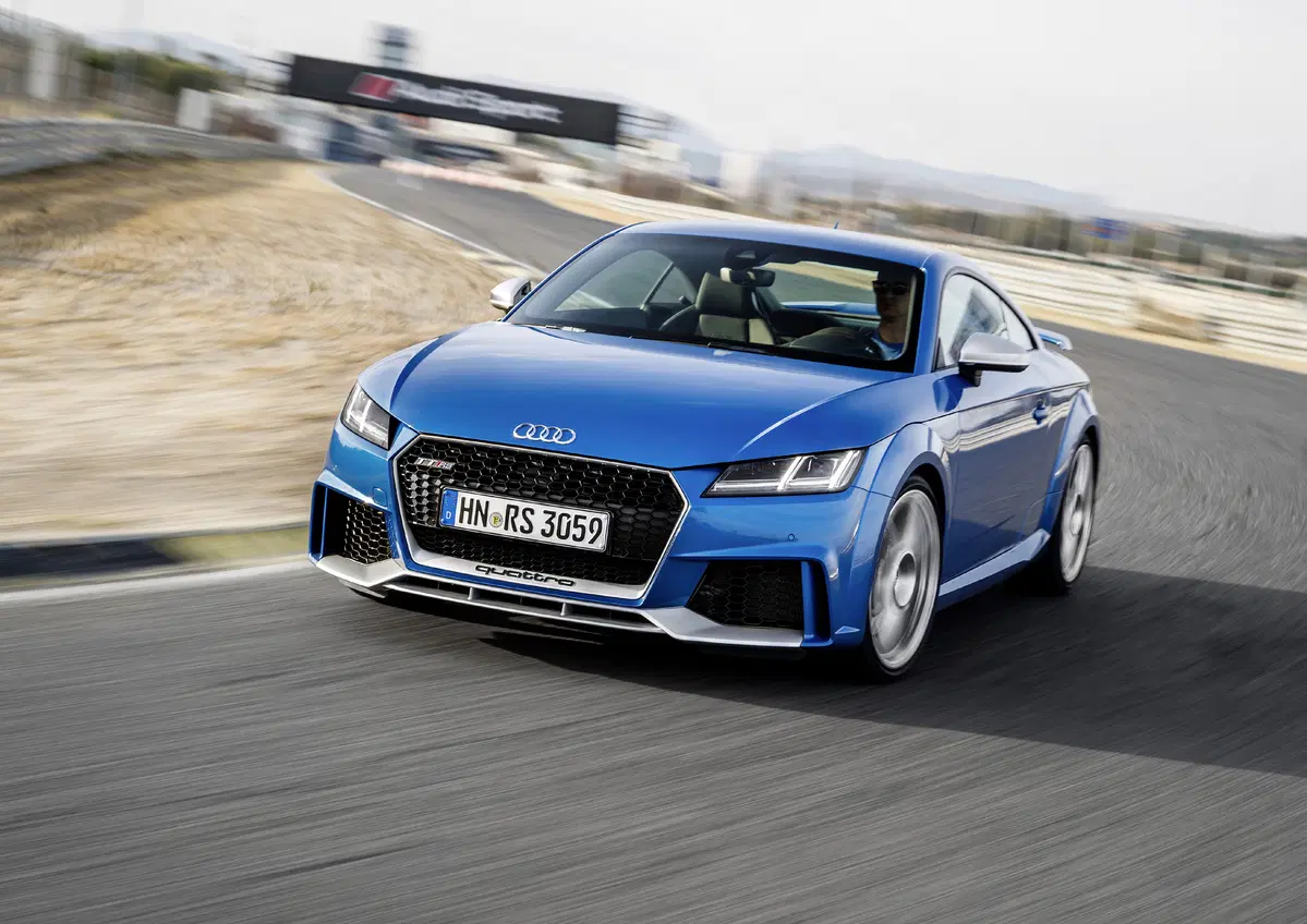 Audi TT RS [Video primo test] (14)