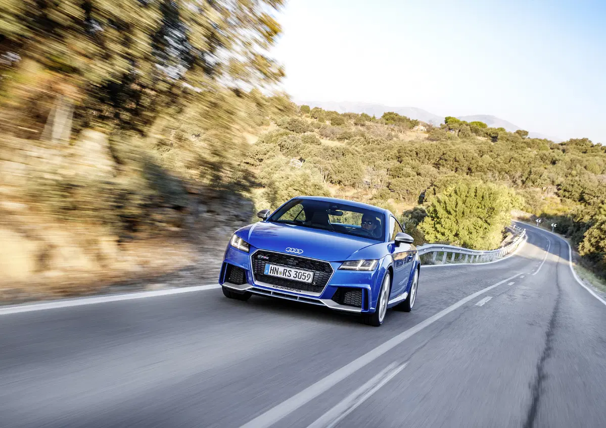 Audi TT RS [Video primo test] (16)