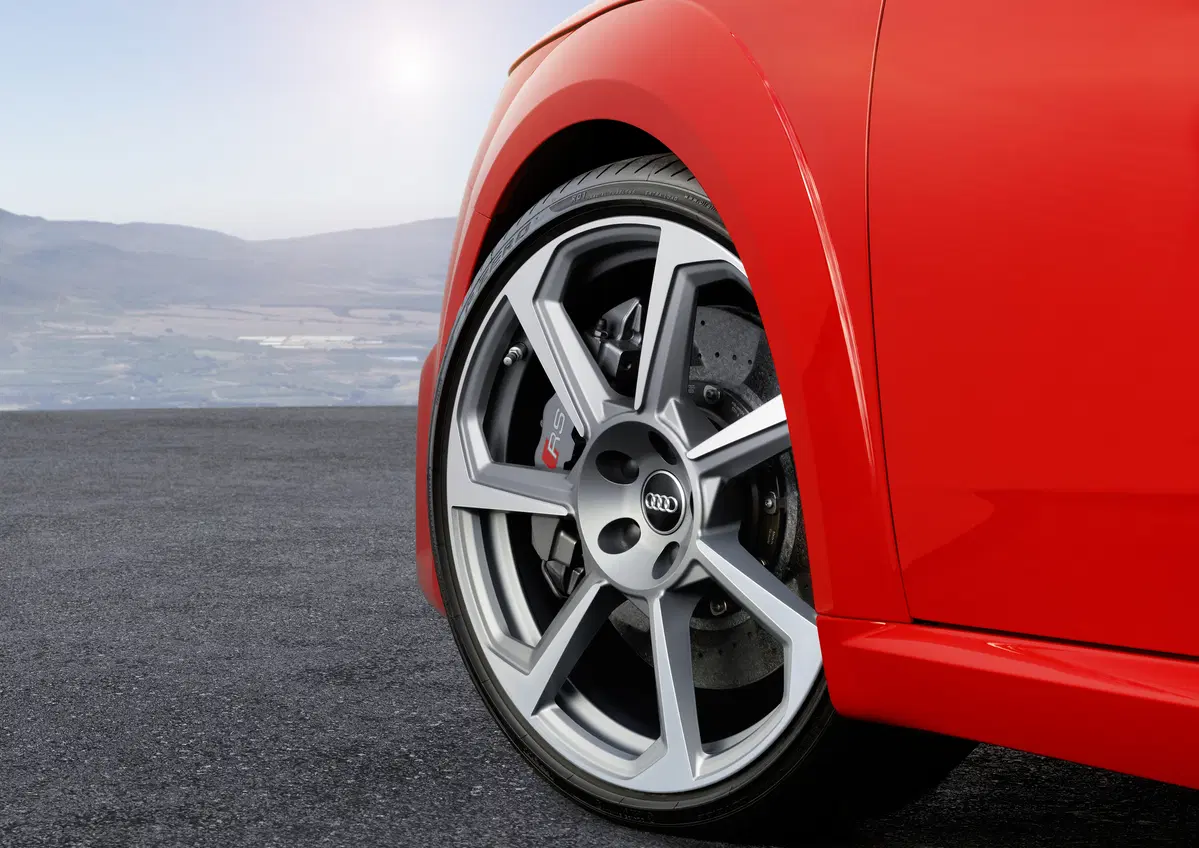 Audi TT RS [Video primo test] (25)