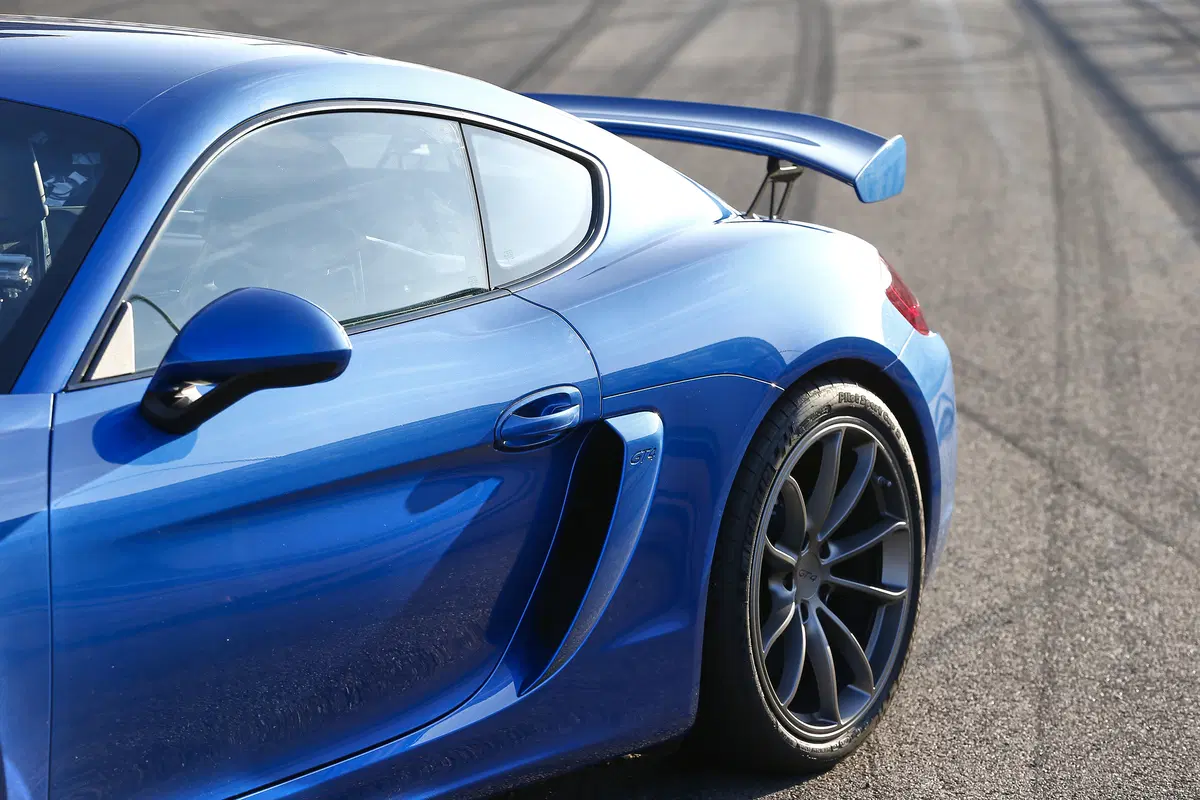 Porsche Cayman GT4 Clubsport [Video prova in pista] (46)