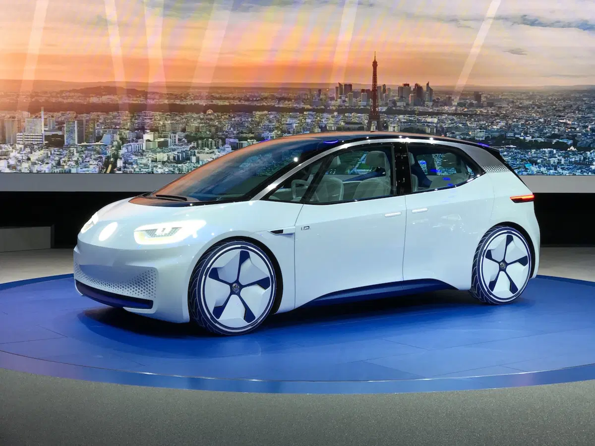 Salone di Parigi 2016, ecco la concept elettrica di Volkswagen (4)