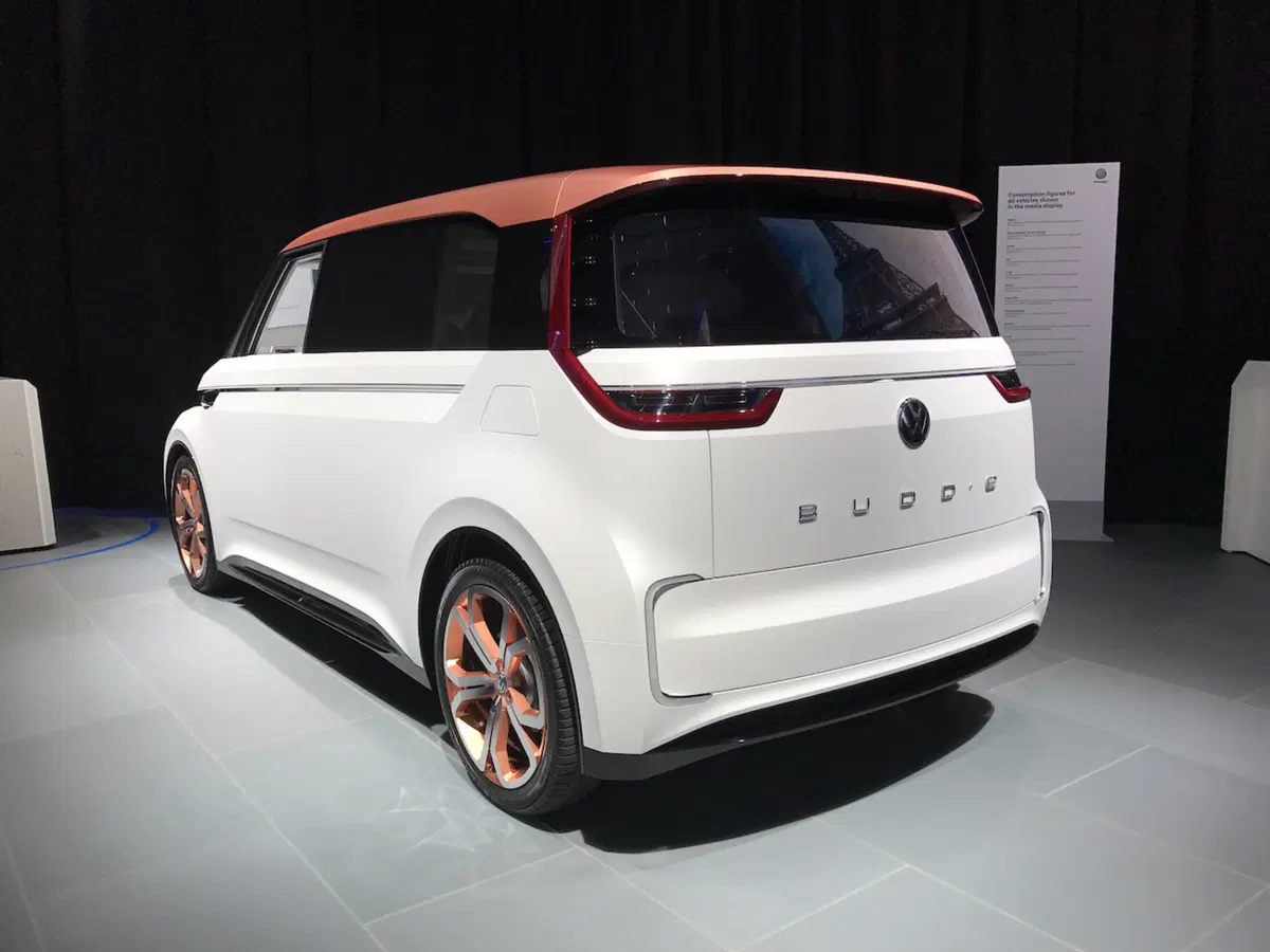 Salone di Parigi 2016, ecco la concept elettrica di Volkswagen (18)