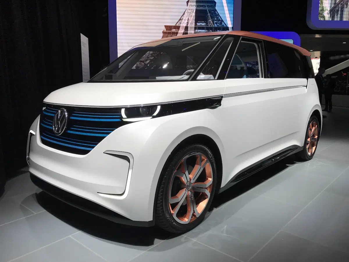 Salone di Parigi 2016, ecco la concept elettrica di Volkswagen (19)