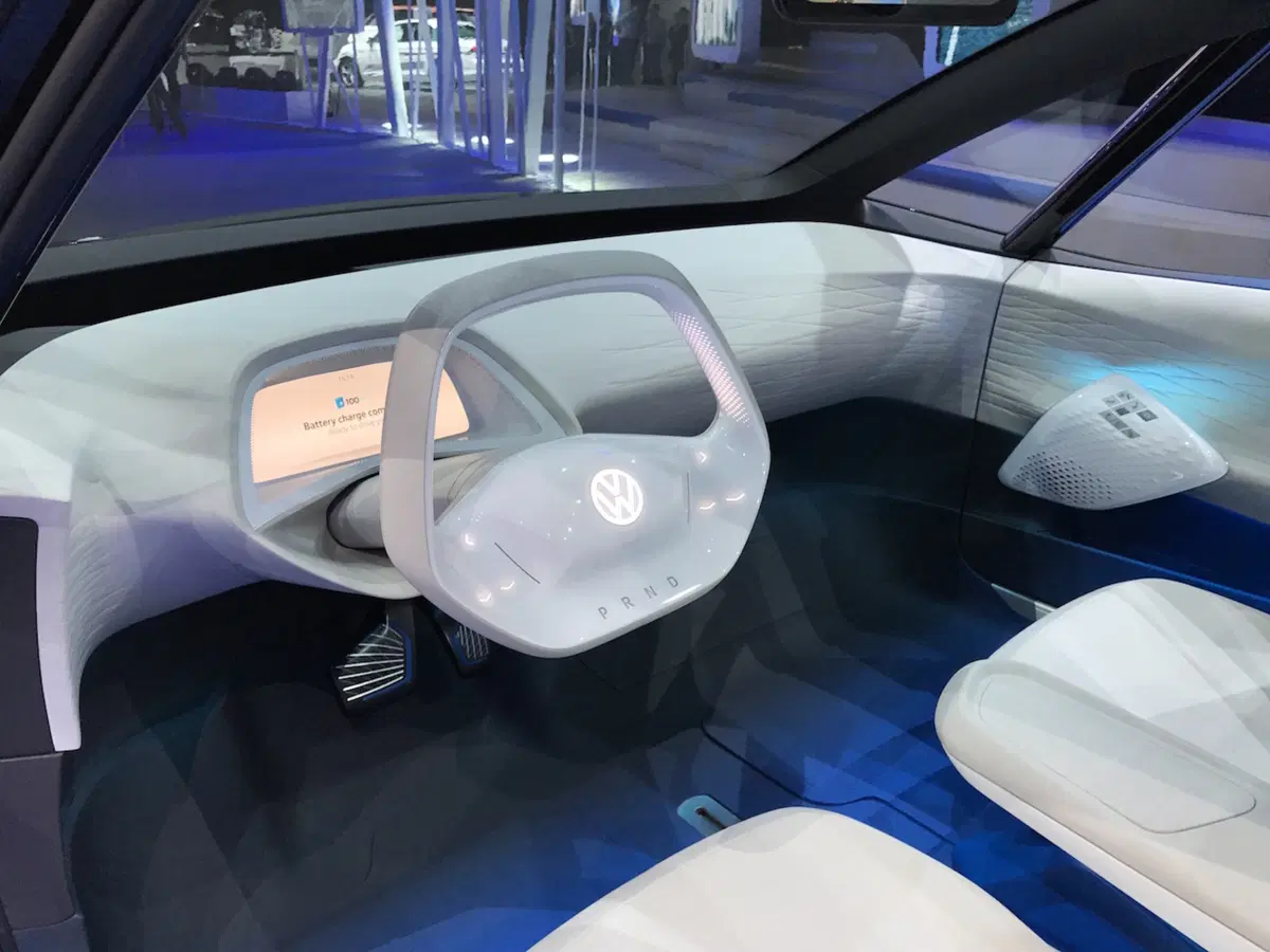Salone di Parigi 2016, ecco la concept elettrica di Volkswagen (35)