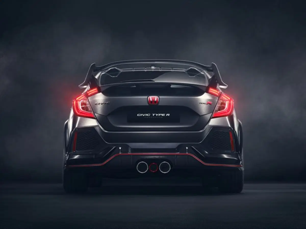 Honda Civic Type R Prototipe: svelata al Salone di Parigi 2016 (4)