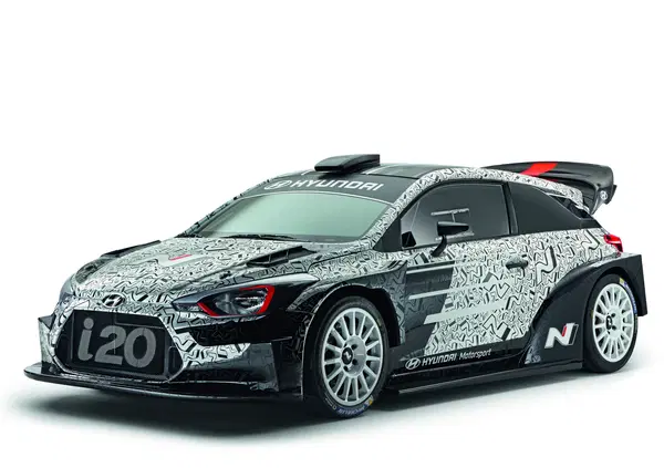 Nuova Hyundai i20 WRC 2017: il Mondial de l'Automobile diventa sportivo
