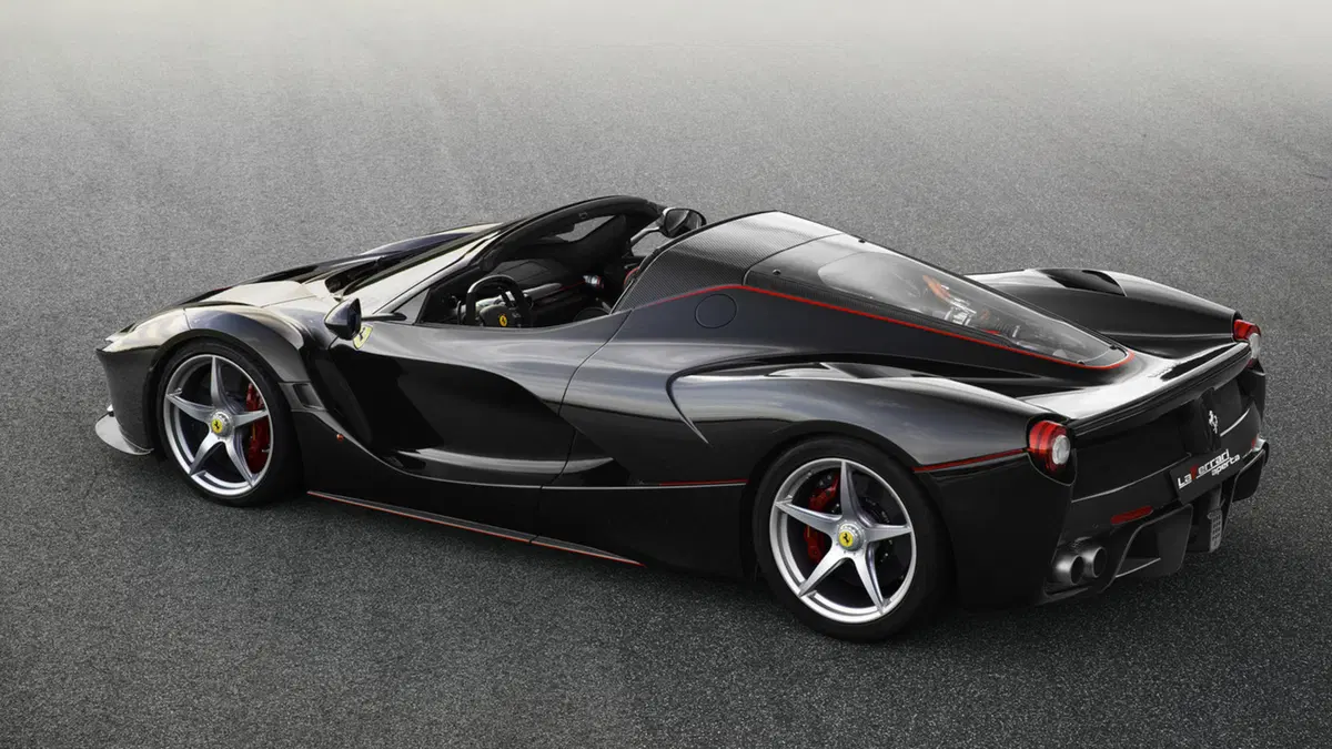 Salone di Parigi 2016, svelata Ferrari LaFerrari Aperta  (3)
