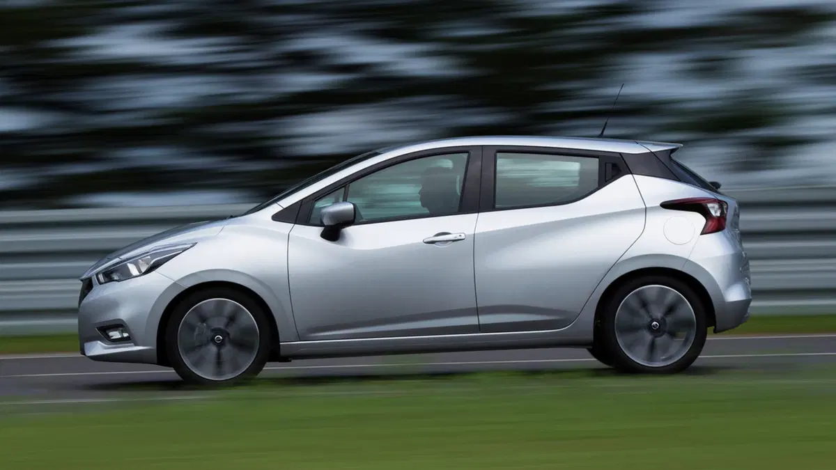Salone di Parigi 2016, svelato il restyling della Nissan Micra