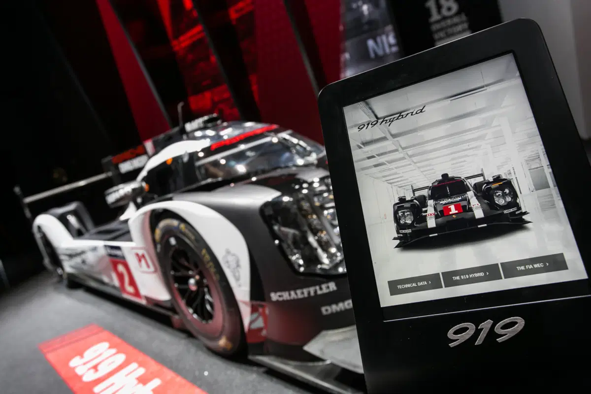 Porsche al Salone di Parigi 2016