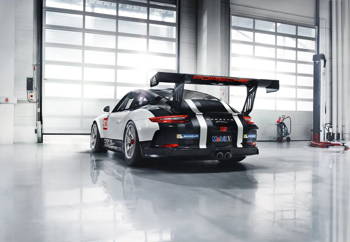 Salone di Parigi 2016, ecco la nuova Porsche 911 GT3 Cup