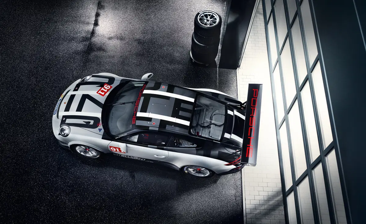Salone di Parigi 2016, ecco la nuova Porsche 911 GT3 Cup (4)