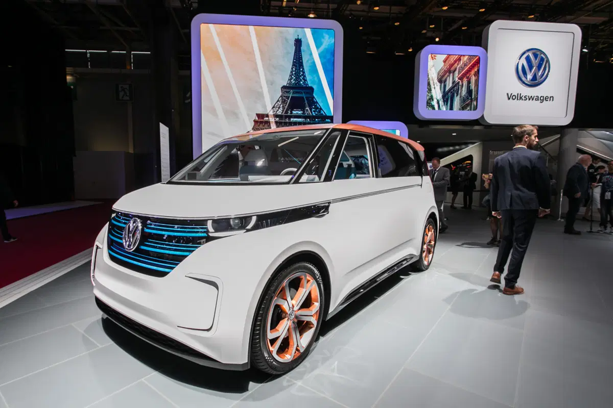 Volkswagen al Salone di Parigi 2016 (21)