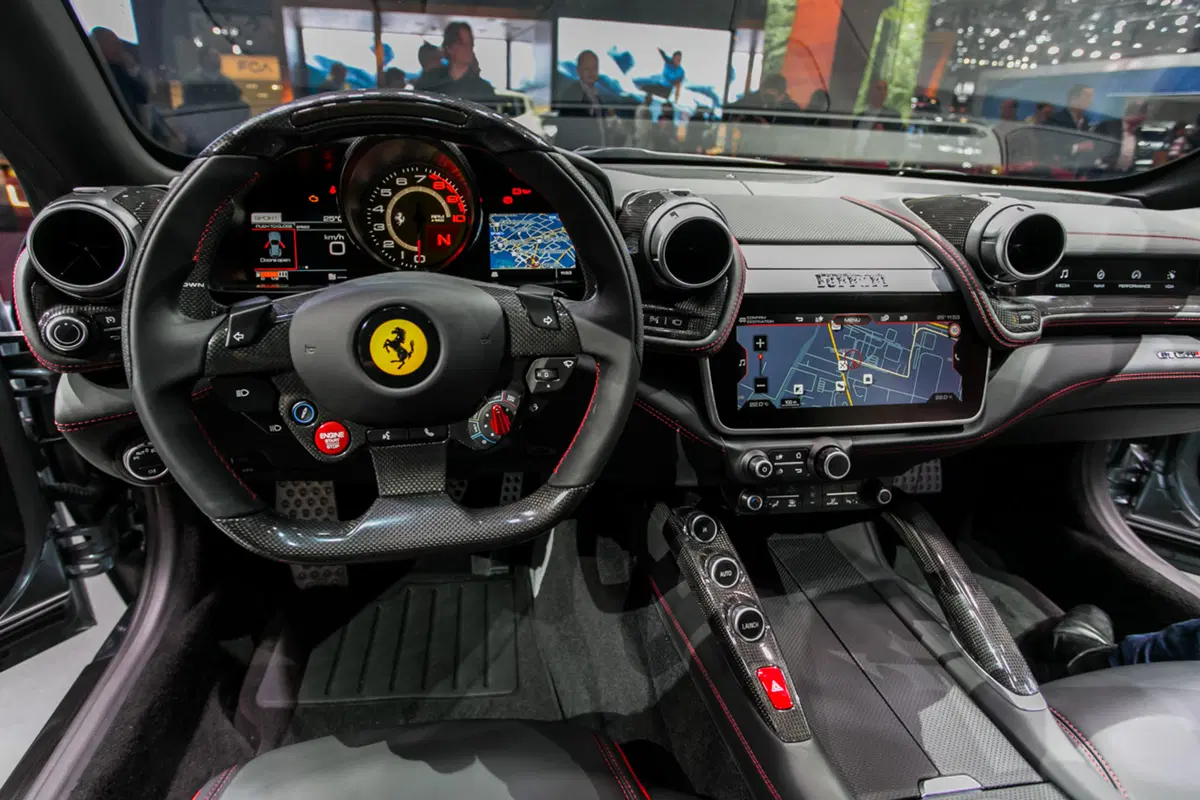Ferrari al Salone di Parigi 2016 (13)