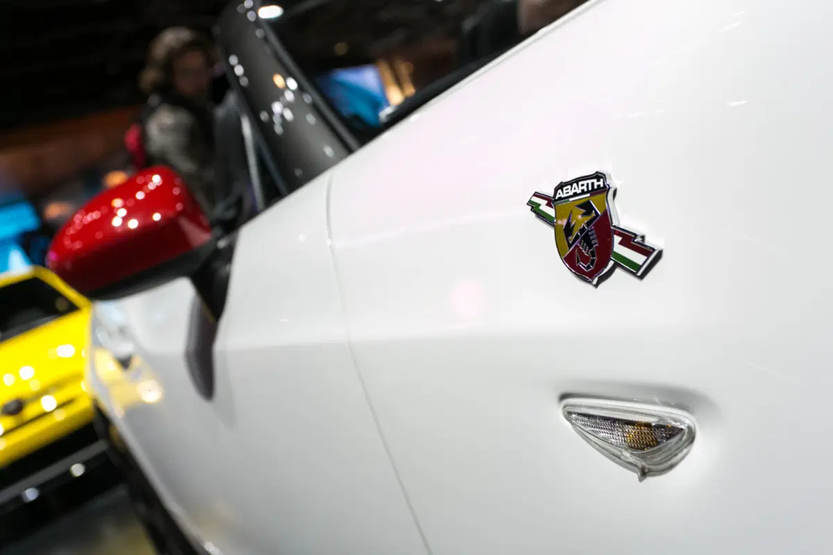 Abarth al Salone di Parigi 2016 (5)
