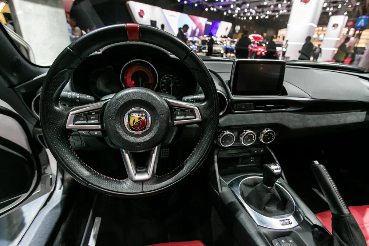 Abarth al Salone di Parigi 2016 (6)
