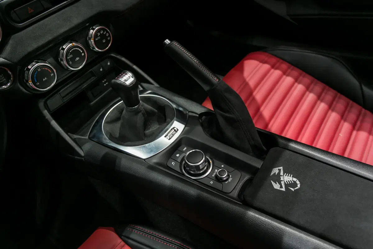 Abarth al Salone di Parigi 2016 (7)