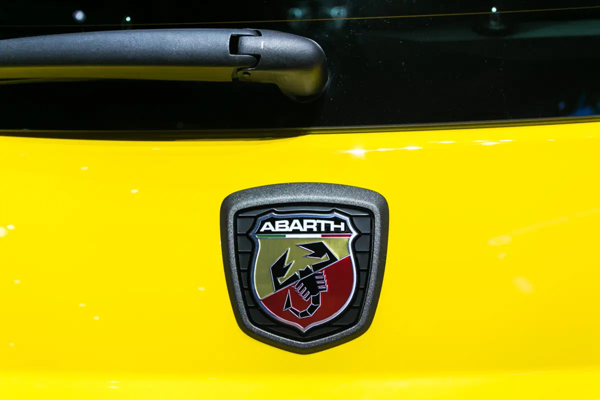 Abarth al Salone di Parigi 2016 (11)