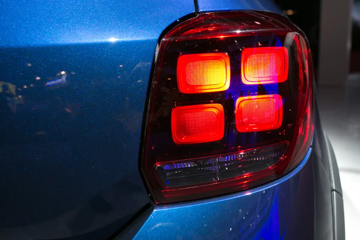 Dacia al Salone di Parigi 2016 (8)