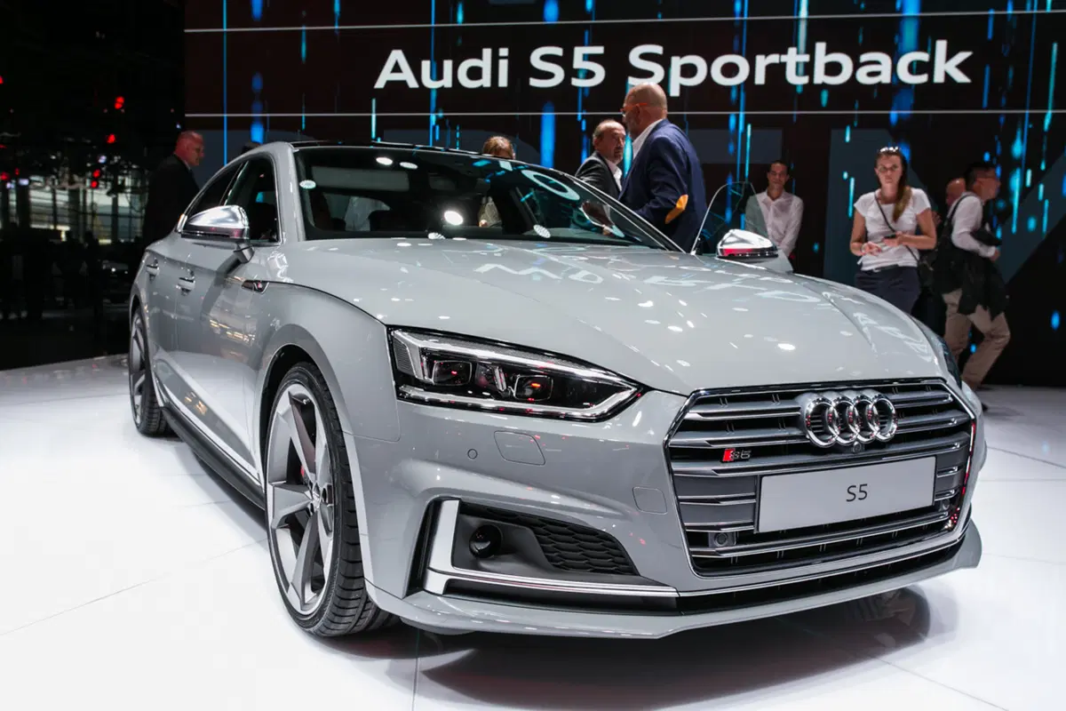 Audi al Salone di Parigi 2016 [Video]