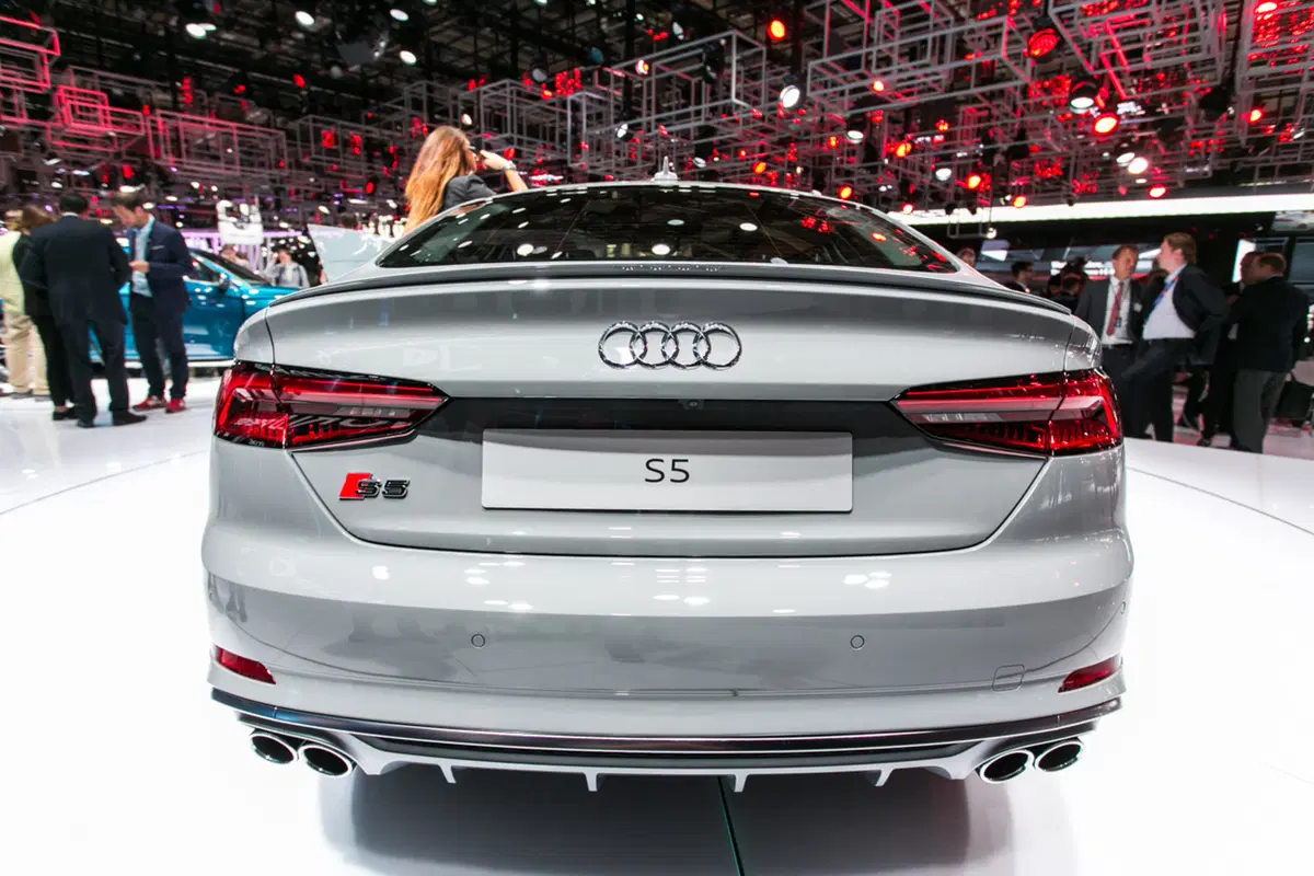 Audi al Salone di Parigi 2016 [Video] (3)