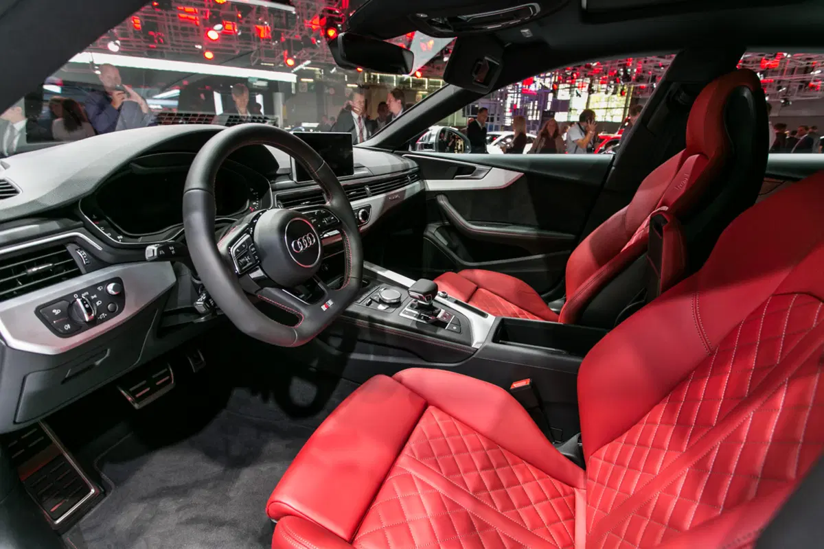 Audi al Salone di Parigi 2016 [Video] (4)