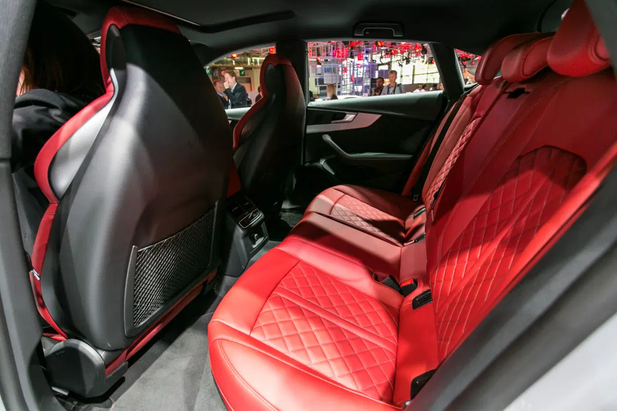 Audi al Salone di Parigi 2016 [Video] (21)
