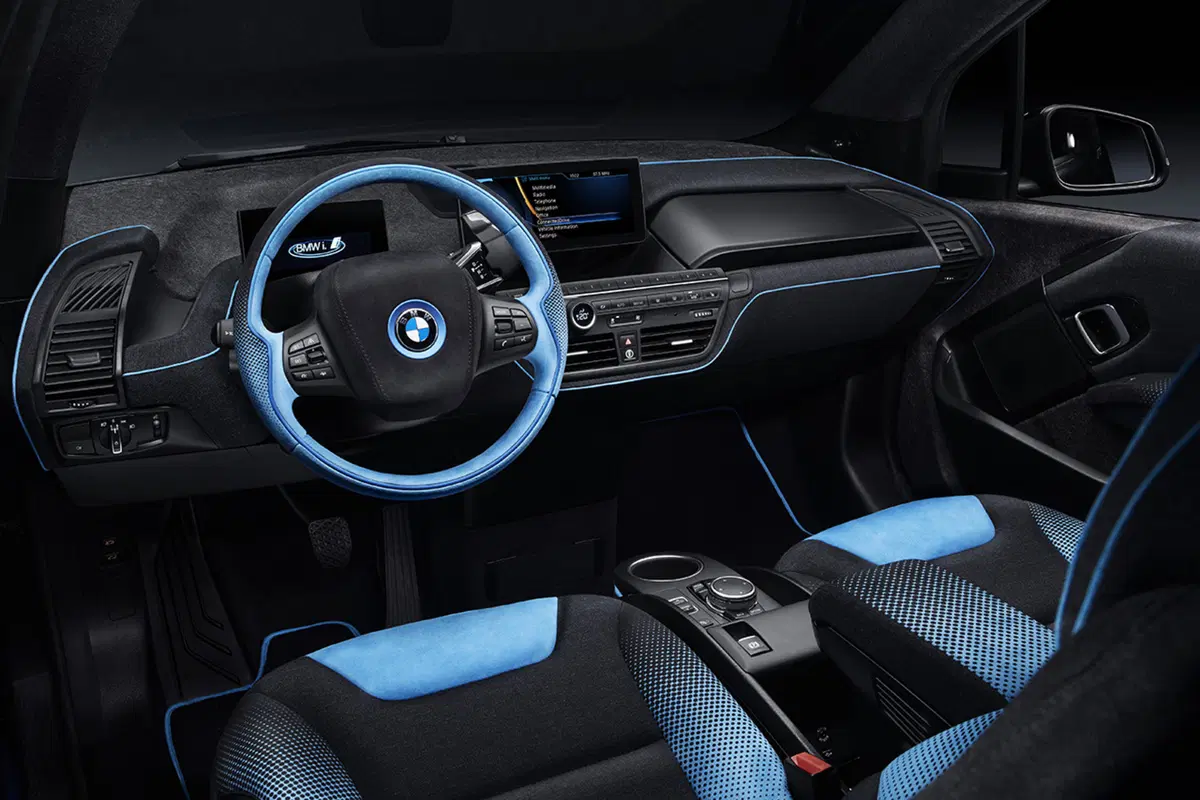 Salone di Parigi 2016: ecco BMW i8 e i3 Crossfade  (3)