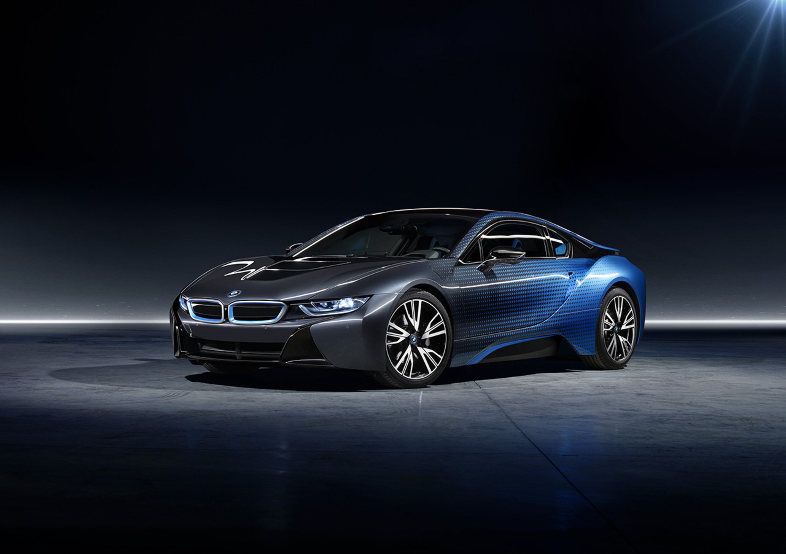 BMW i8 e i3 Crossfade al Salone di Parigi 2016