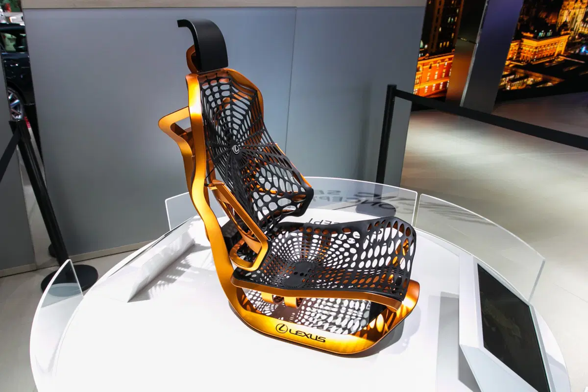Lexus al Salone di Parigi 2016 (8)