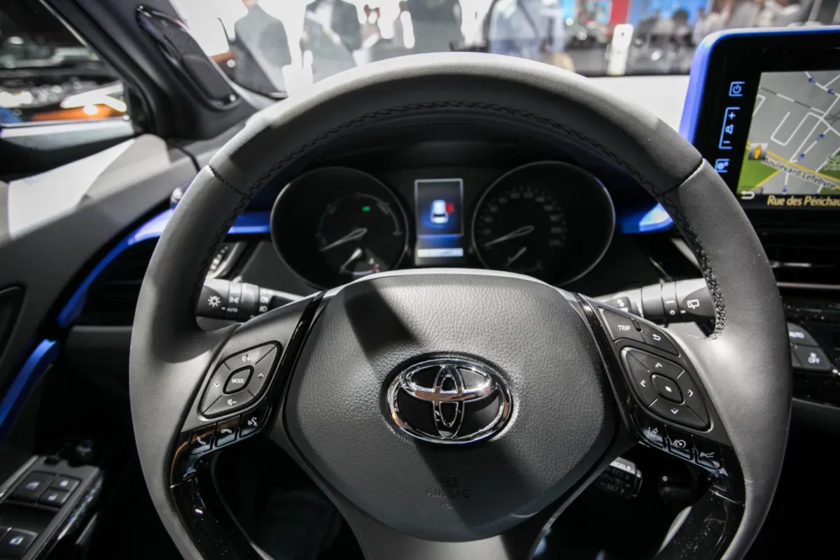 Toyota al Salone di Parigi 2016 (32)