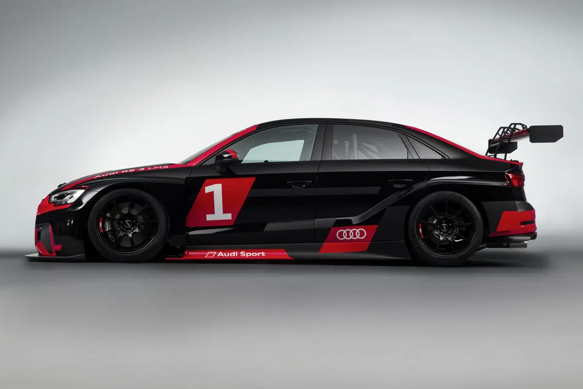 Salone di Parigi 2016: Audi RS 3 LMS, il debutto nel TCR (3)