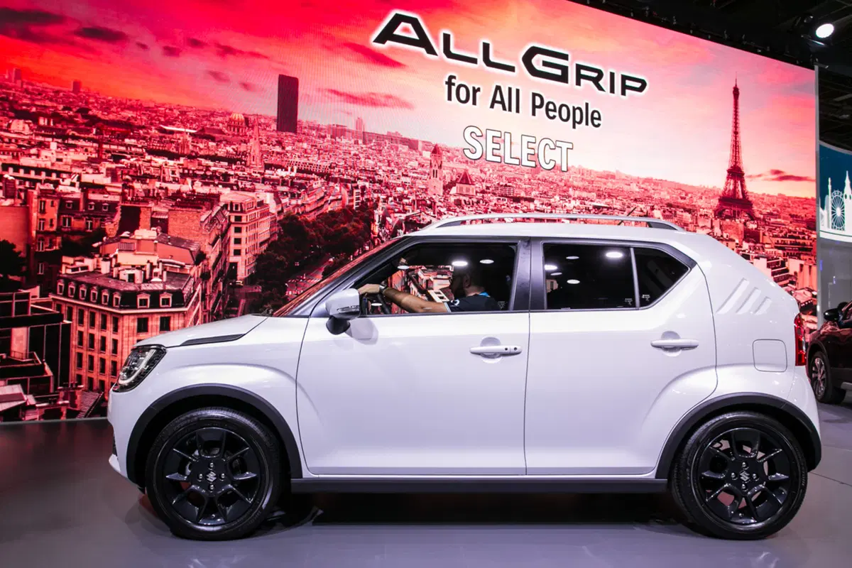 Suzuki al Salone di Parigi 2016 (3)